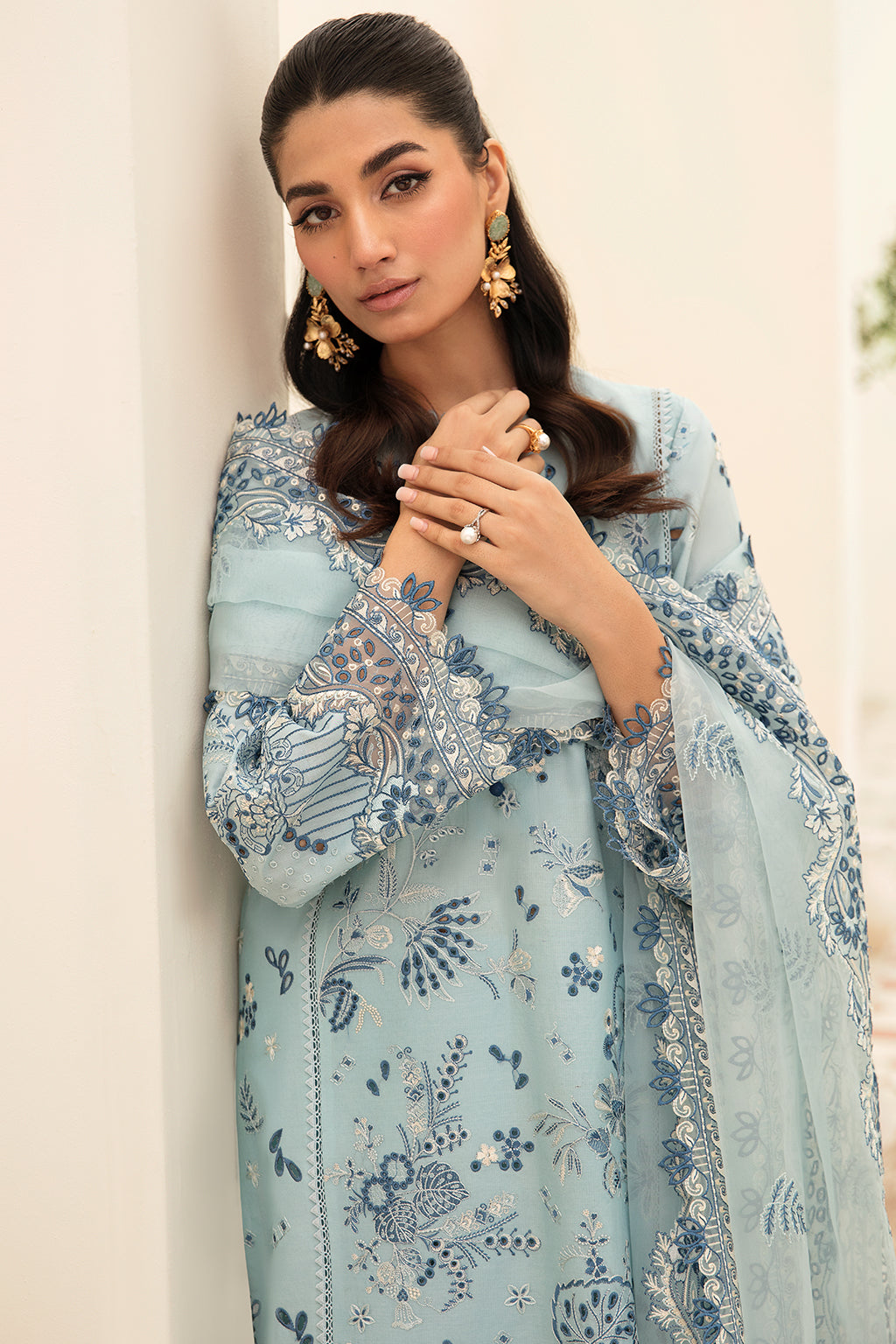 ADAN LIBAAS- 3PC LAWN CHIKENKARI EMBROIDERED SHIRT WITH ORGANZA EMBROIDERED DUPATTA-BIC_2784