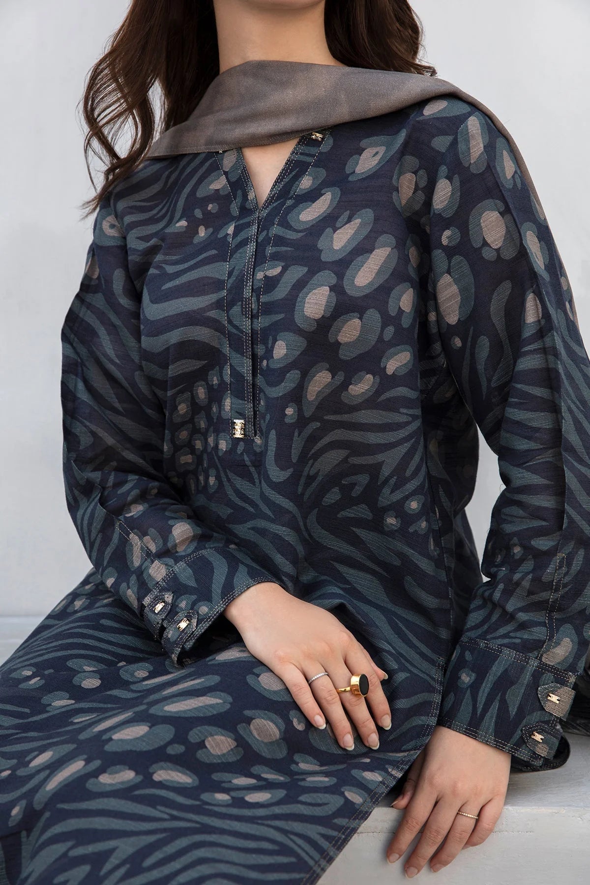 BAROQUE - 3PC KARANDI PRINTED SHIRT WITH KARANDI PRINTED DUAPTTA AND TROUSER  -BIC-1172