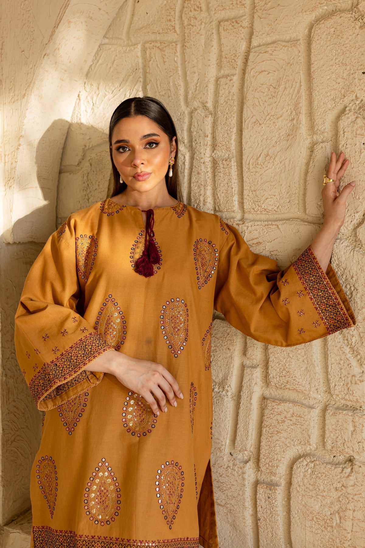 ZARA SHAHJAHAN-2PC DHANAK EMBROIDRED SHIRT WITH AND EMBROIDRED TROUSER-BIC-3334