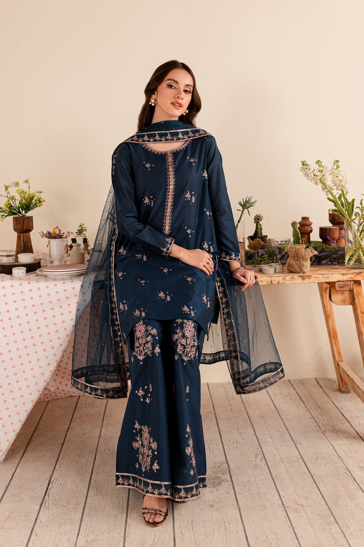 BATIK- 3PC DHANAK EMBROIDERED SHIRT DHANAK EMBROIDERED DUPATTA AND TROUSER-BIC-3289