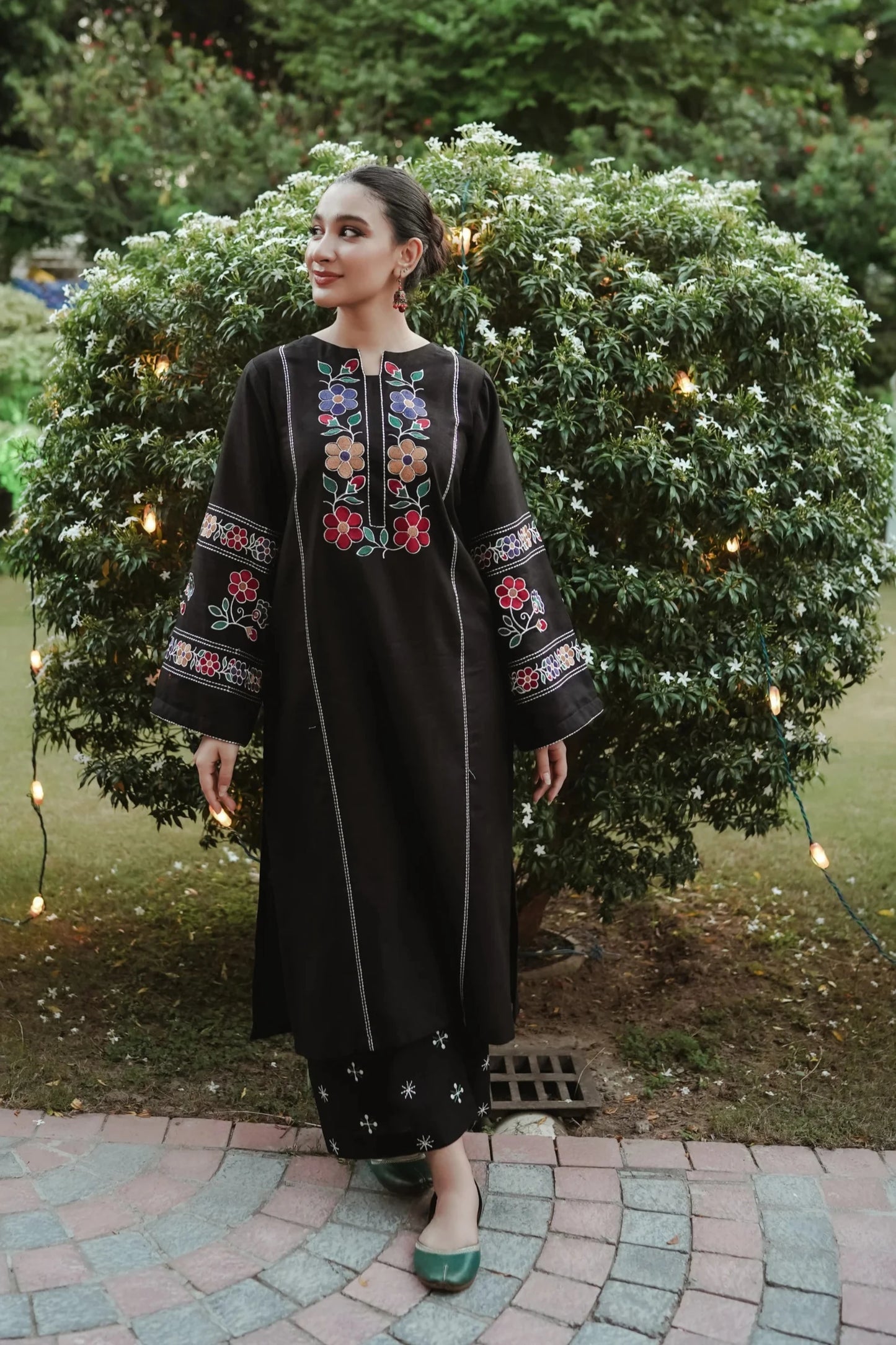 URGE-2PC DHANAK EMBROIDERED SHIRT WITH DHANAK EMB TROUSER-BIC-3327