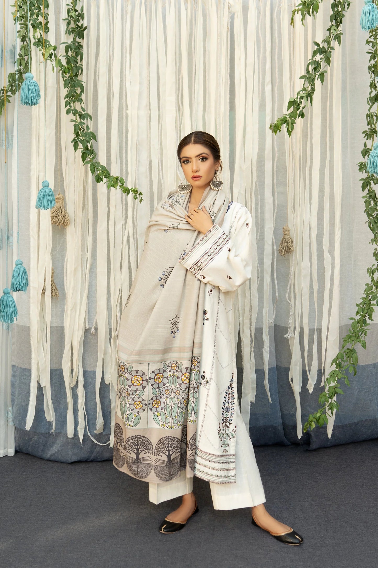 URGE - 3PC DHANAK EMBROIDERED SHIRT WITH COUTURE WOOL SHAWL AND TROUSER-BIC-3112