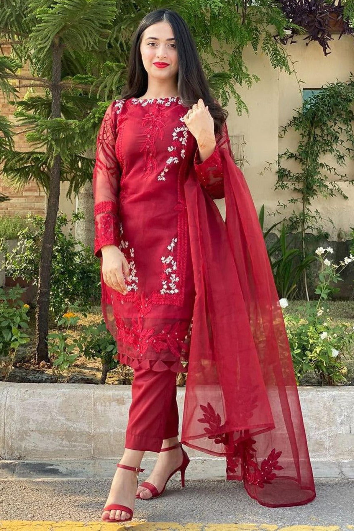 AZURE- ORGANZA HEAVY EMBROIDERED SHIRT WITH ORGANZA EMBROIDERED DUPATTA AND LAWN INNER -BIC-RED