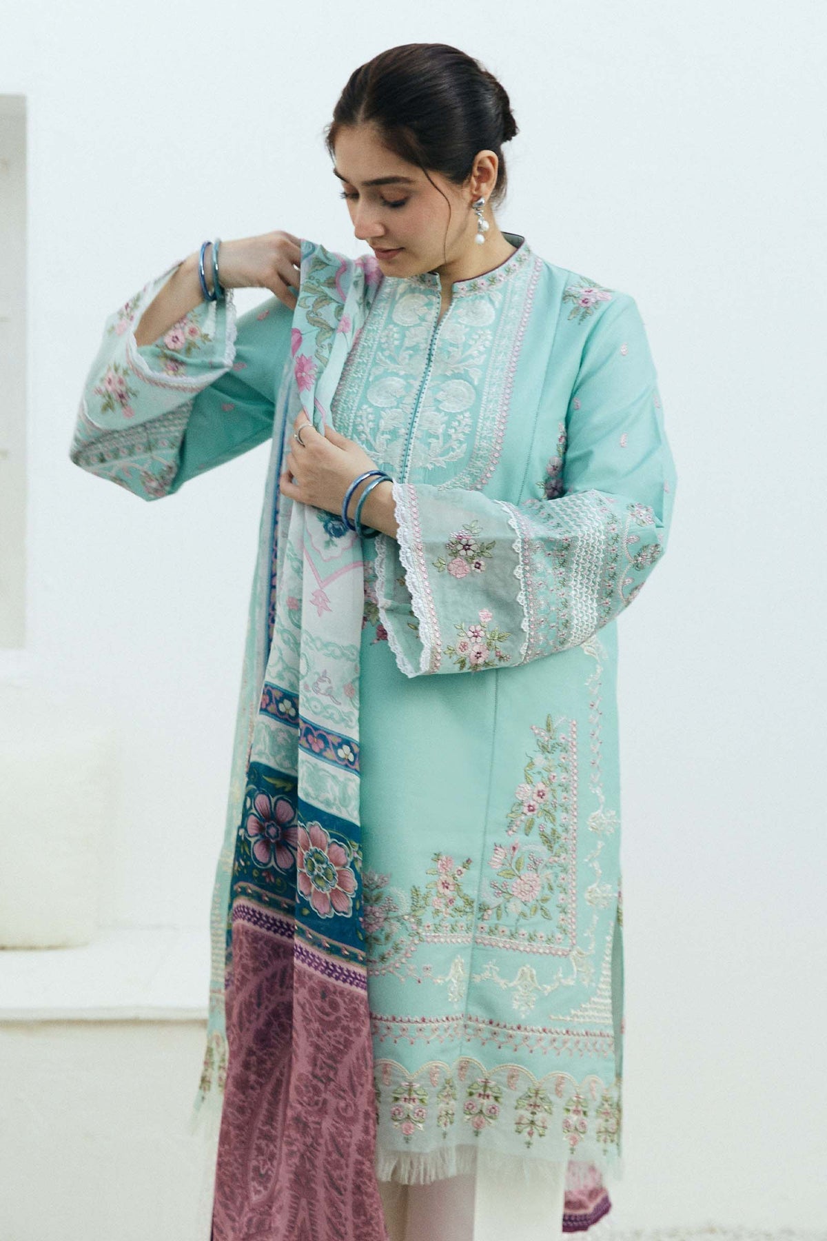 ZAHRA SHAHJAHAN- 3PC LAWN EMBROIDERED SHIRT WITH MONARK PRINT DUPATTA-BIC-3640