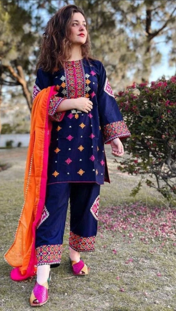 MARIA B- 3PC LAWN HEAVY EMBROIDERED SHIRT WITH BAMBER CHIFFON DUPATTA-BIC-3504