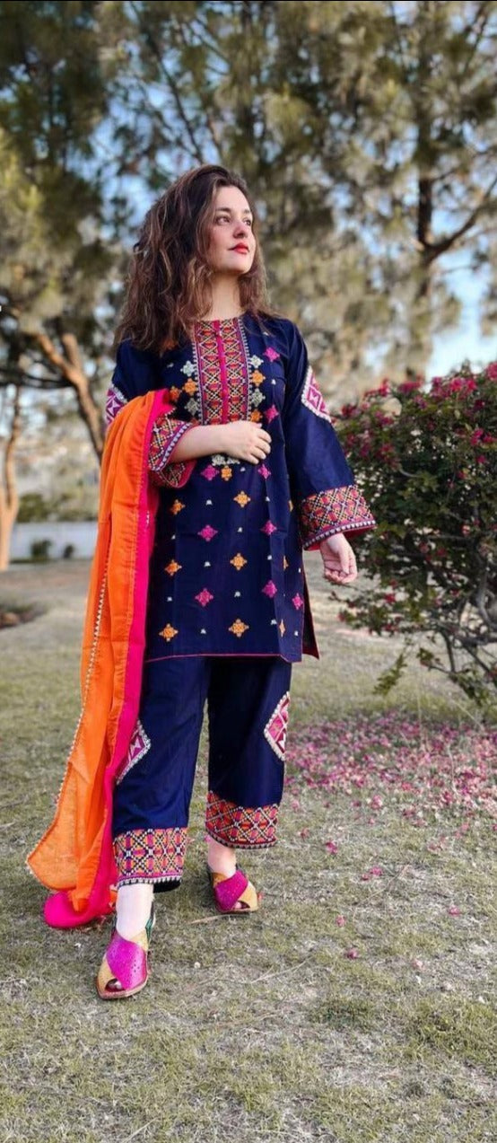 MARIA B- 3PC LAWN HEAVY EMBROIDERED SHIRT WITH BAMBER CHIFFON DUPATTA-BIC-3504