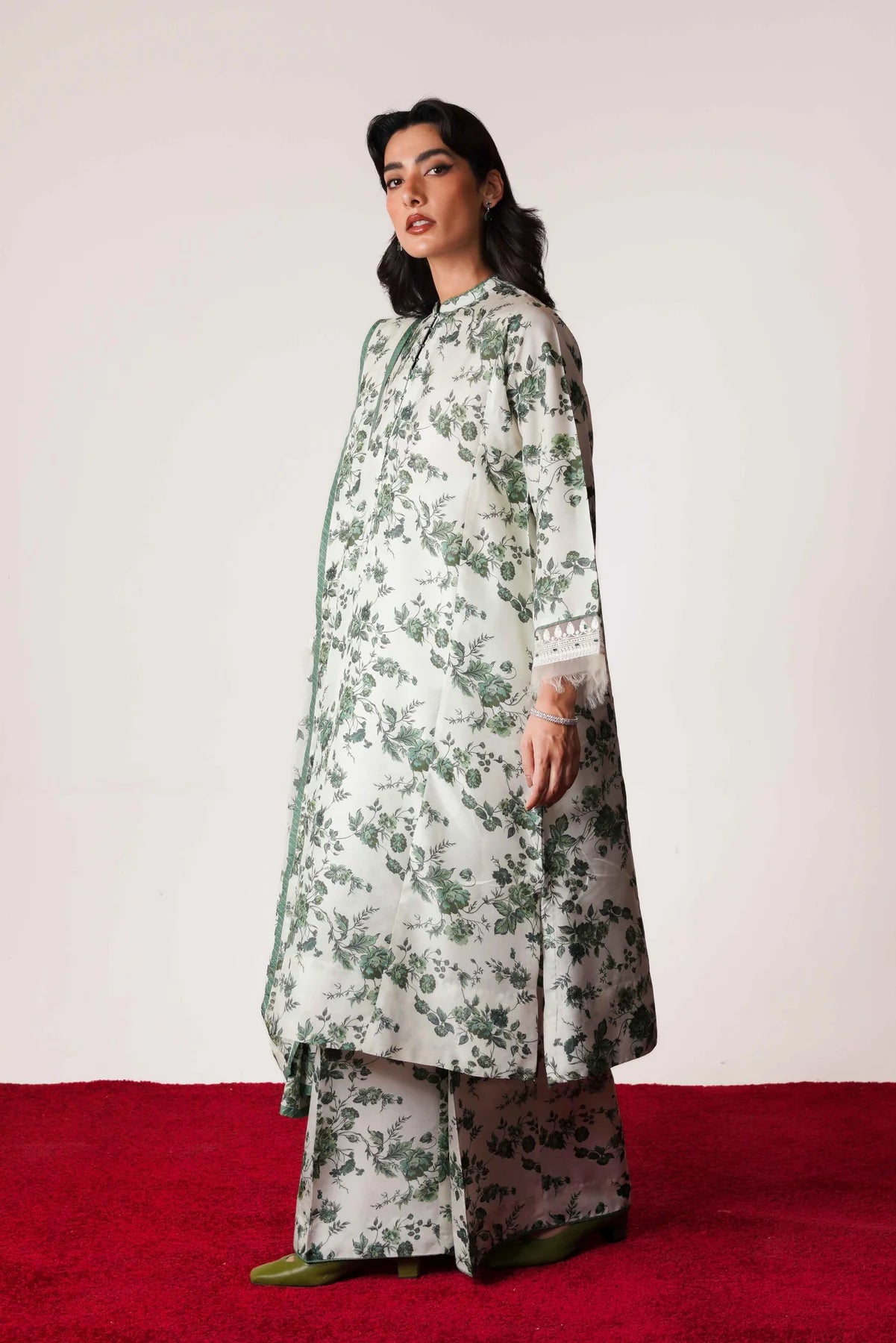 ZARA SHAHJAHAN-KARANADI 3PC PRINT  WITH KARANDI PRINT SHAWL  -BIC-1102