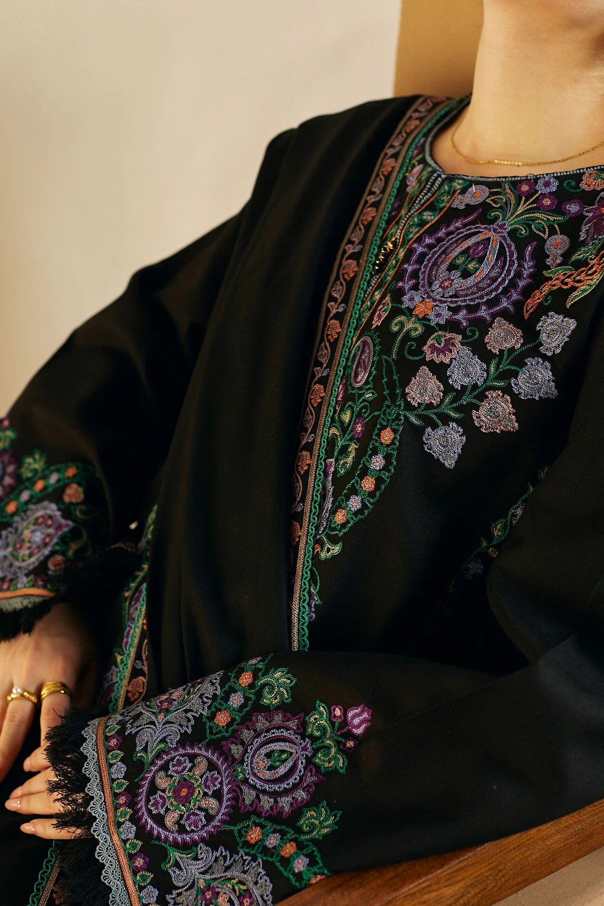 ZARA SHAH JAHAN- 3PC DHANAK EMBROIDERED SHIRT DHANAK EMBROIDERED  SHAWL AND TROUSER-BIC-3140  BLACK