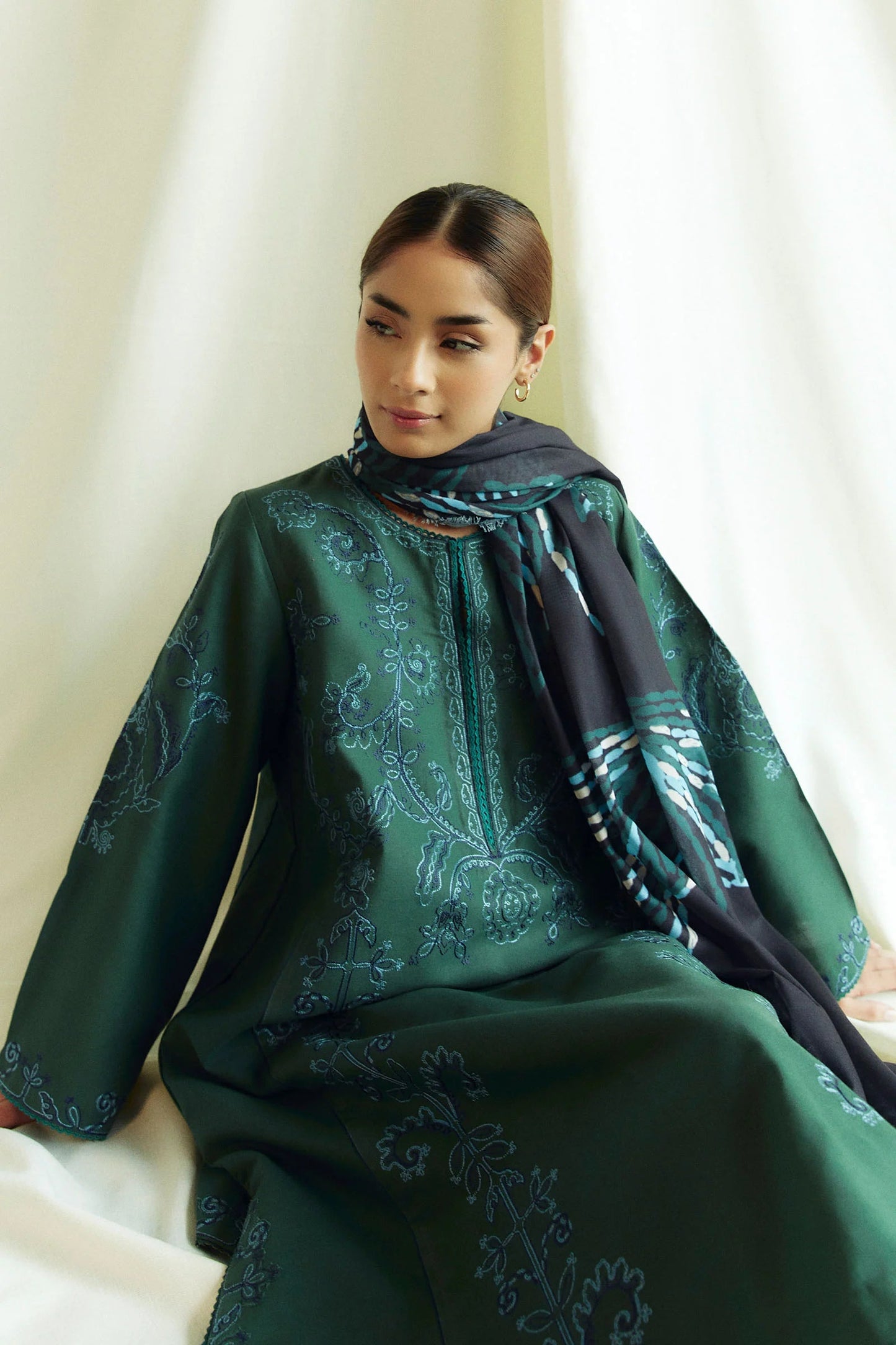 ZARA SHAHJAHAN- 3PC DHANAK EMBROIDERED SHIRT WITH WOOL PRINT SHAWL AND TROUSER-BIC-3336-B