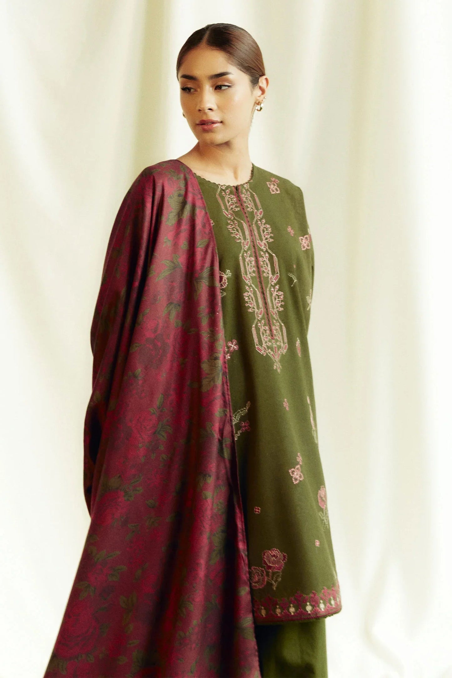 ZARA SHAHJAHAN- 3PC DHANAK EMBROIDERED SHIRT WITH WOOL PRINT SHAWL AND TROUSER-BIC-3341-B